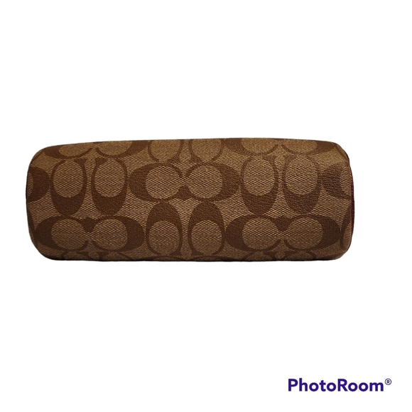 Coach  Purse - Picture 2 of 5
